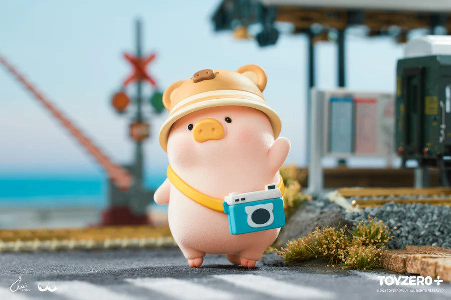 Lulu the Piggy’s Travel Blind Box