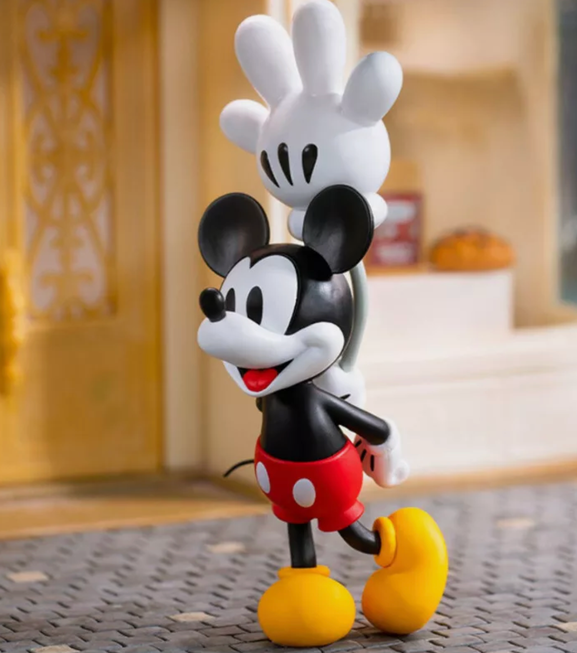 Disney Mickey Shining Moment Series